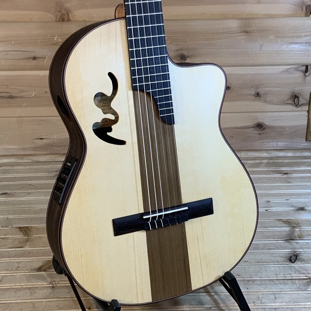 Manuel Rodriguez Signature Legacy Maestro Gitarren Café Olé Cutaway - Café Olé (Cutaway)