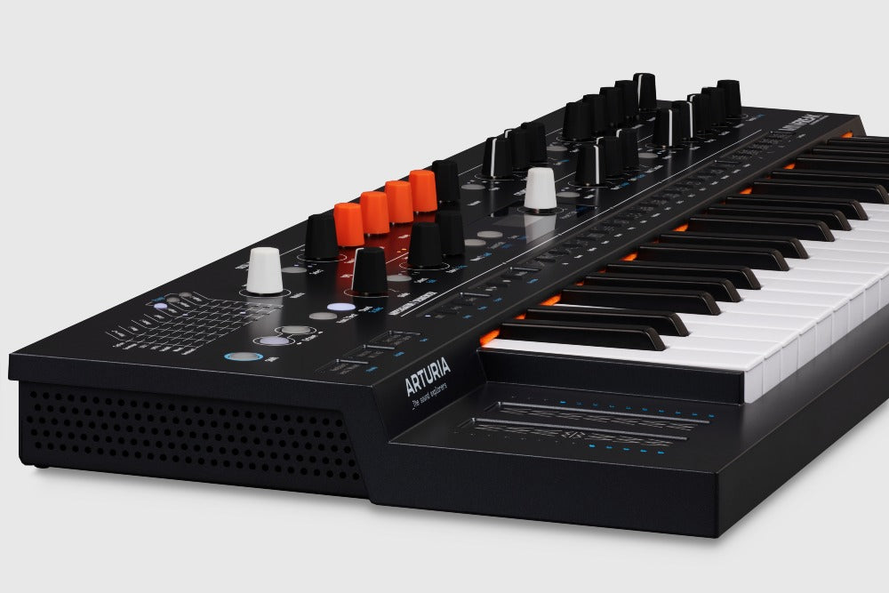 Arturia MiniFreak Synthesizer