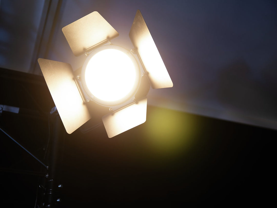 Eurolite LED Theaterspot COB 200 WW