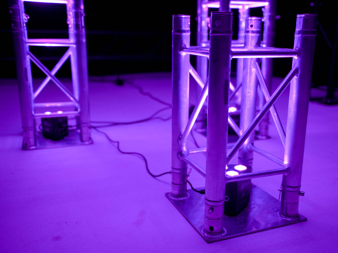 Eurolite LED TL-3 RGB+UV Trusslight