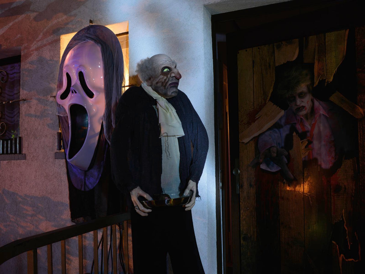 Halloween zombi butler