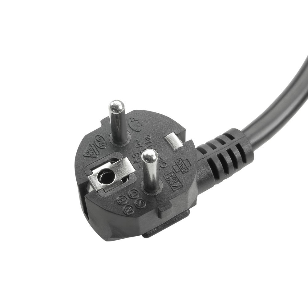 Adam Hall Steckdosenleiste (Schuko) (1,4m)