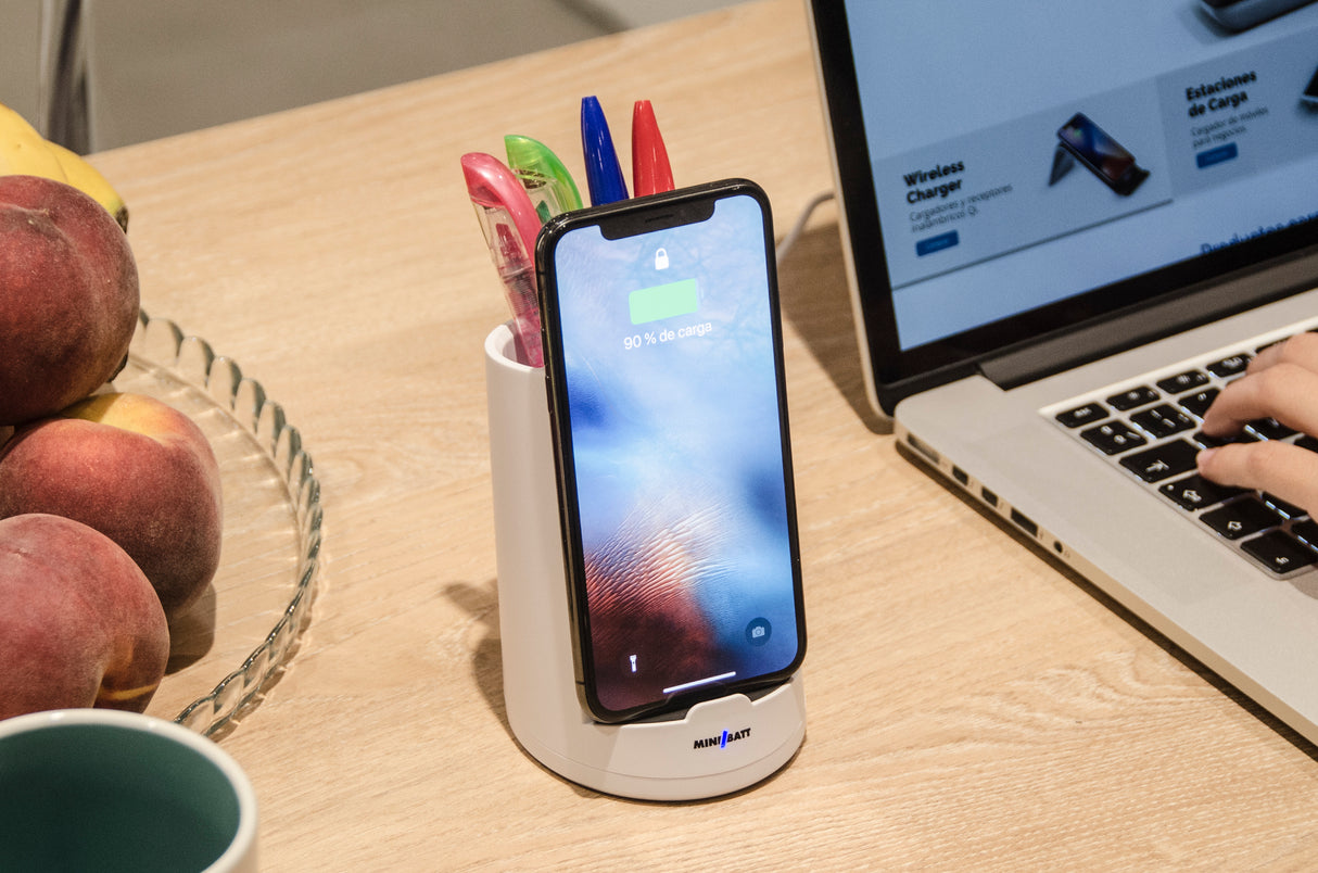 MINIBATT Pencil holder with wireless charger