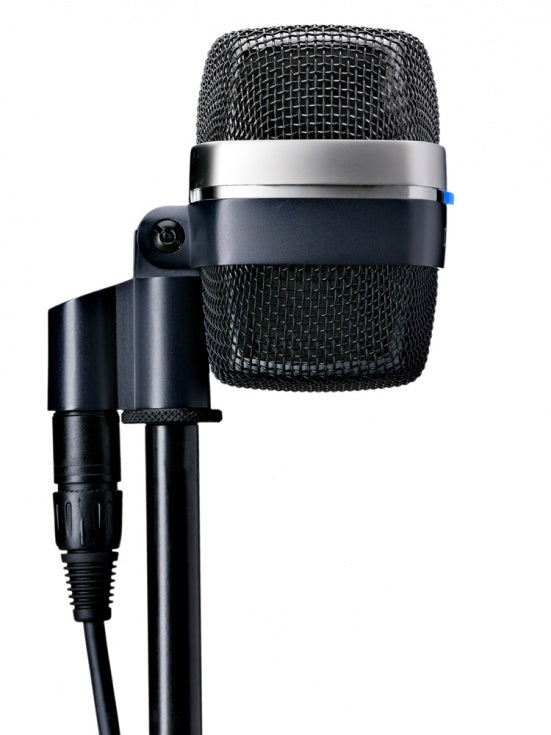 AKG D12VR Dynamisches Mikrofon für große Trommel