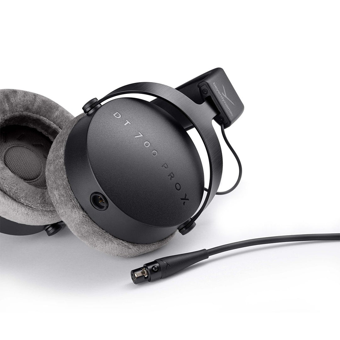 Beyerdynamic DT 700 PRO X - Studio Kopfhörer (Schwarz)