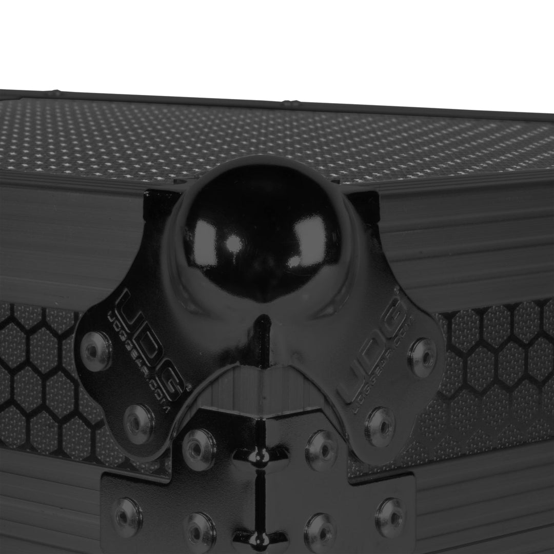UDG Ultimate Flight case AlphaTheta RMX-Ignite Schwarz