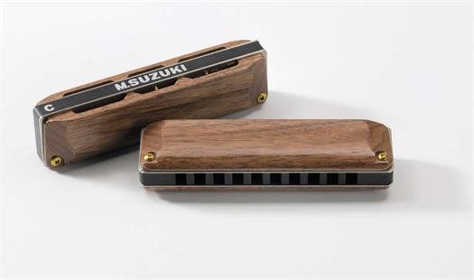 Suzuki Manji M-20w wood diatonisk mundharmonika. Tone: G