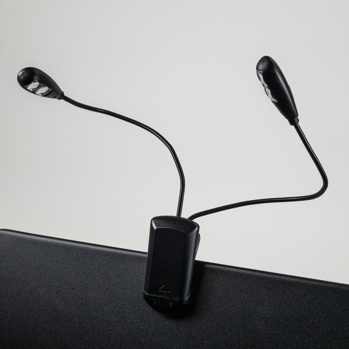 Grooveland Doppelte LED-Nodenlampe