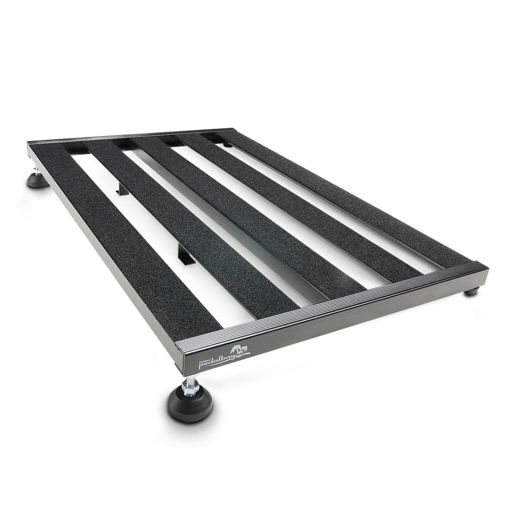 Palmer PEDALBAY® 60 L - Leichtes, verstellbares Pedalboard mit schützendem Softcase, 60 cm
