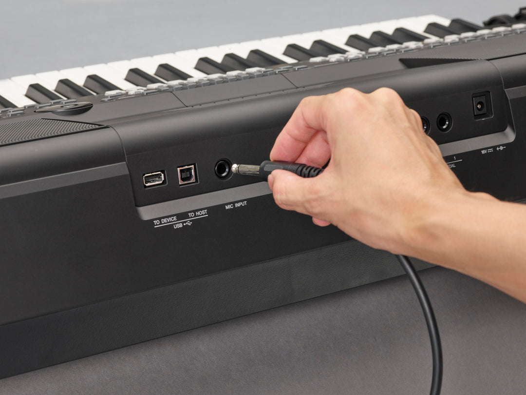 Yamaha PSR-SX600 Keyboard (Schwarz)