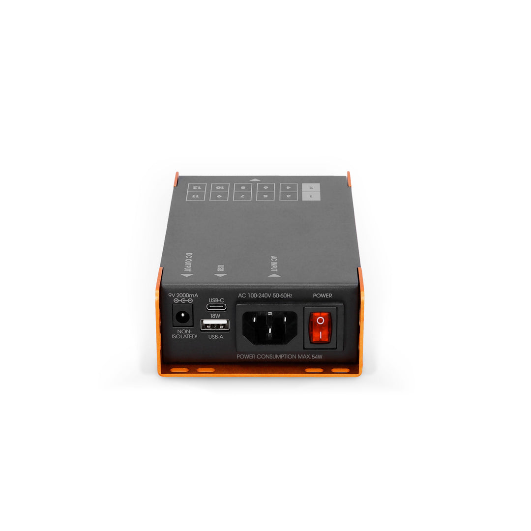 Palmer PWT 12 IEC - Universelles Netzteil für Pedalboard mit USB