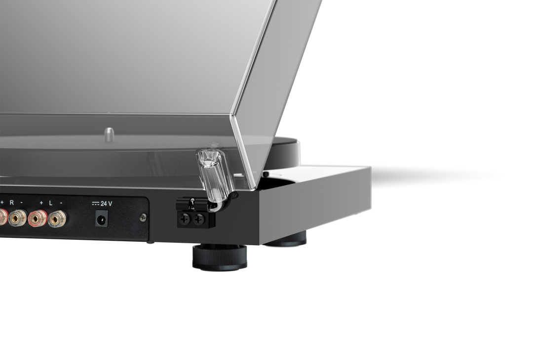 Pro-Ject Jukebox E1 OM5e Piano Plattenspieler (Schwarz)