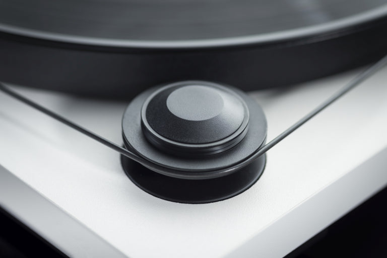 Pro-Ject Primary E OM Turntable (Black)