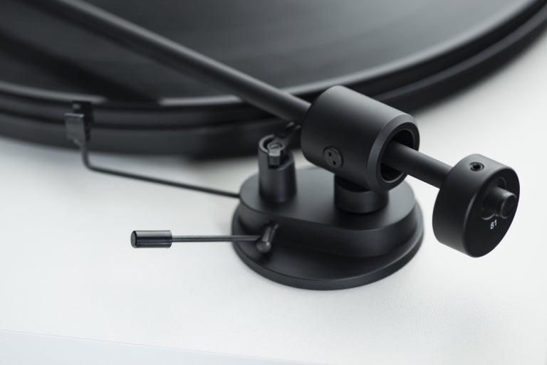 Pro-Ject Primary E OM Turntable (Black)