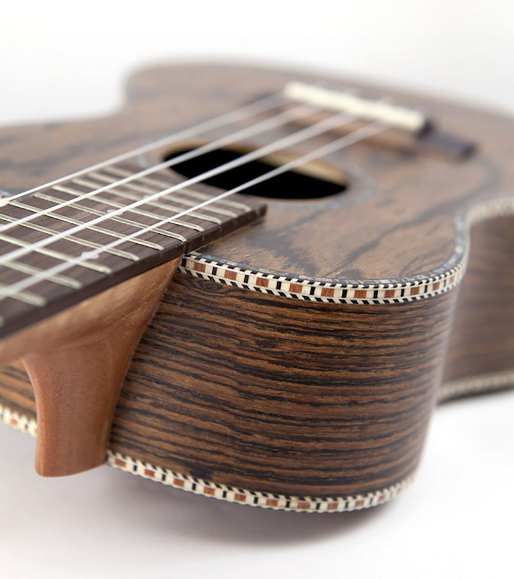 Reno RU370 Grand Concert Ukulele - Natural