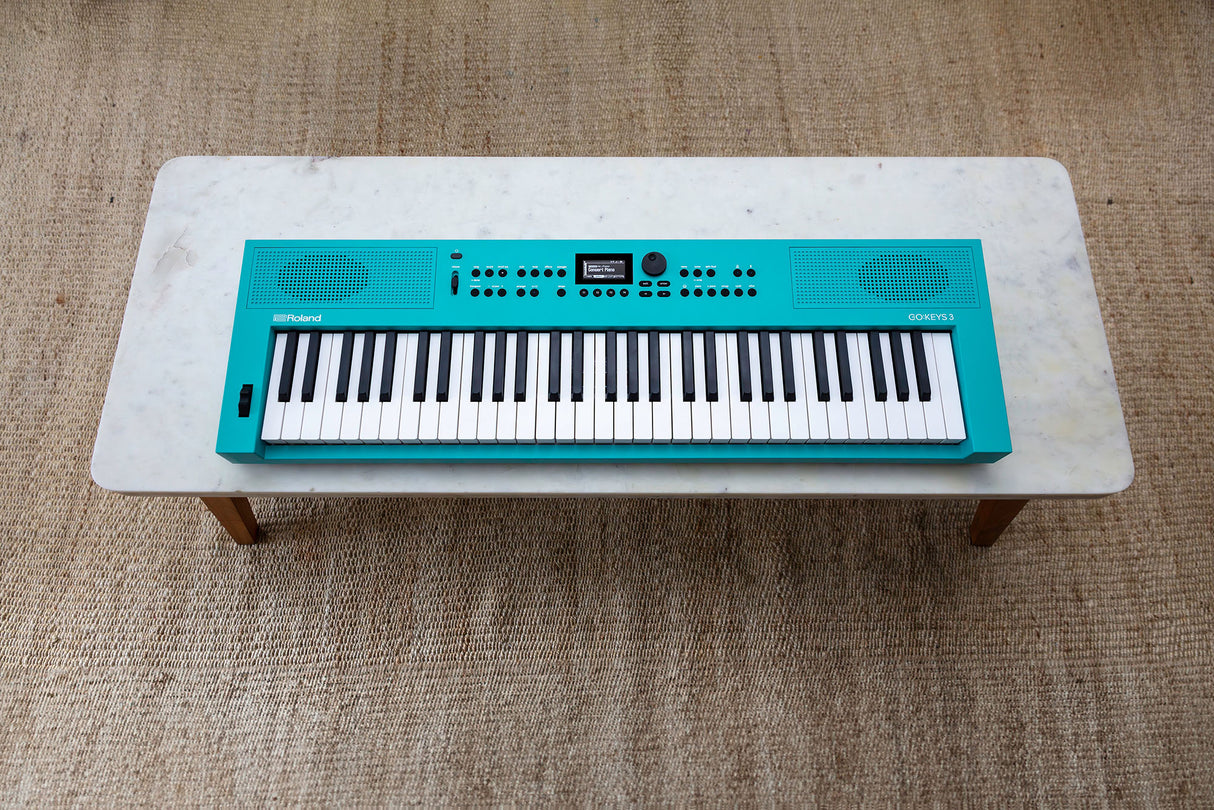 Roland GO:KEYS 3 Starter Pack (Turquoise)
