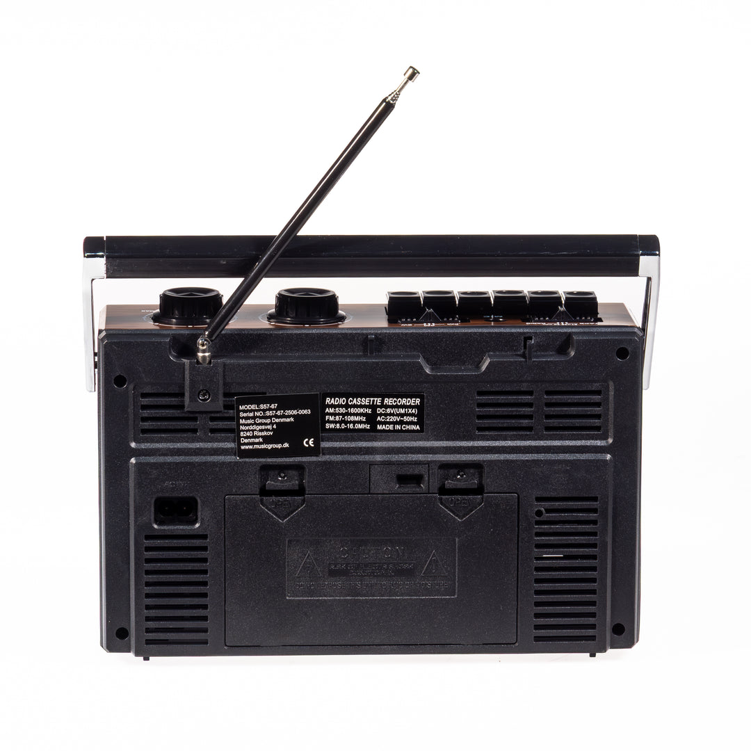 Studio 57 - Kassettenspieler m. FM & Bluetooth, Braun