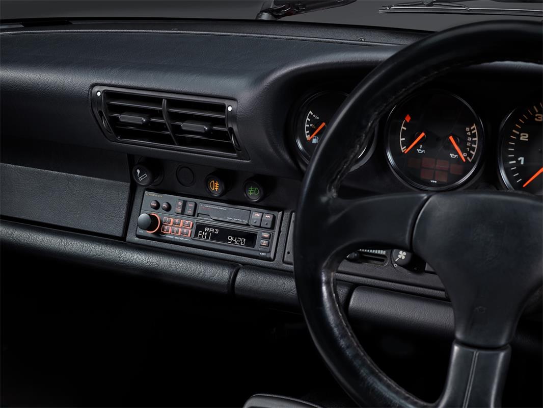 Pioneer SXT-C10PS Retro Autoradio m. DAB+ und Bluetooth
