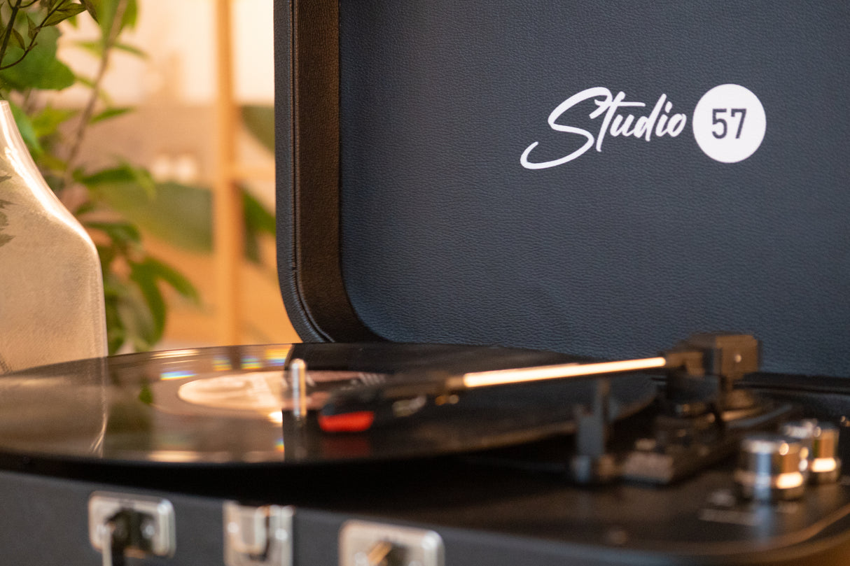 Studio 57 Mellow Plattenspieler (Schwarz)
