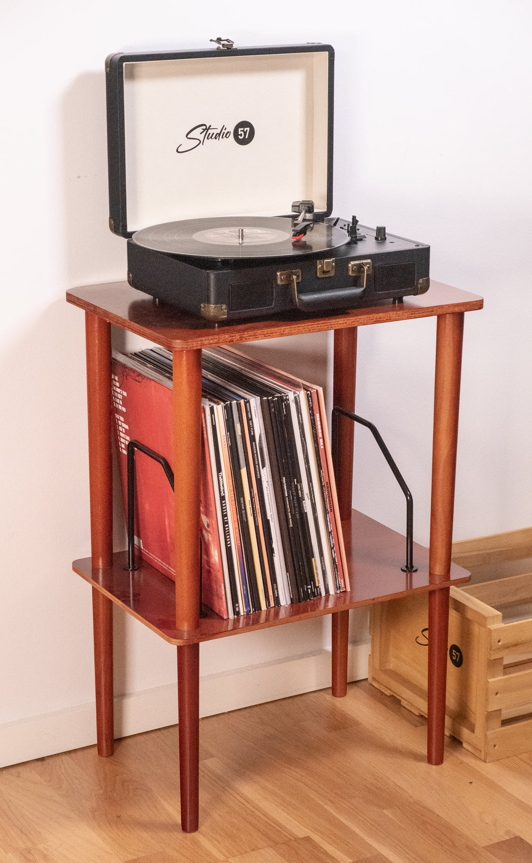 Studio 57 Plattenspielertisch mit Stauraum (Holz)