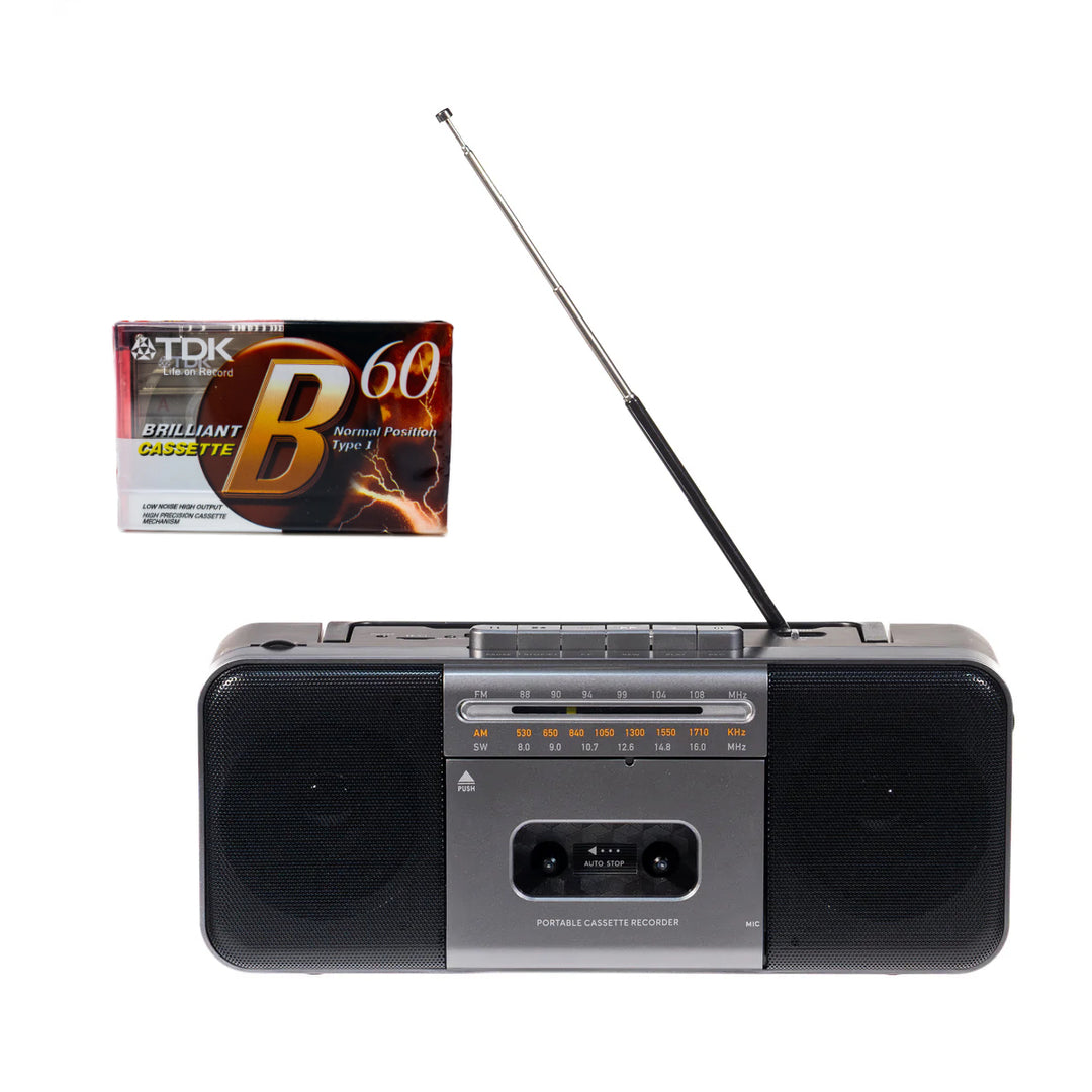Studio 57 - Kassettenabspieler m. FM & Bluetooth, Grau + Kassette