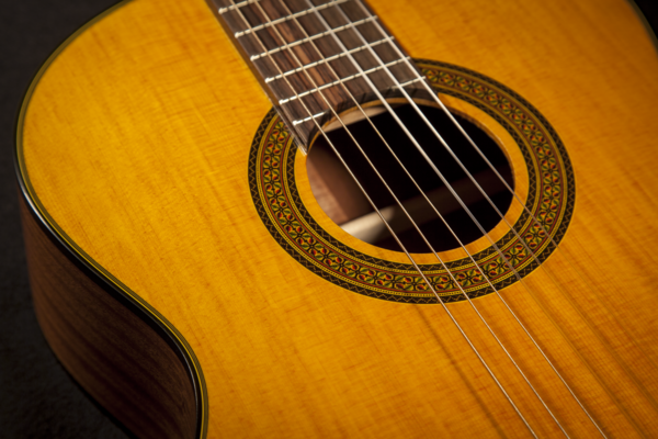 Takamine GC3-Night klassische spanische Gitarre (Natur)