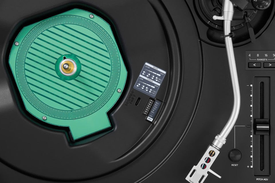 Technics SL-1210 MK7 Plattenspieler (Schwarz)