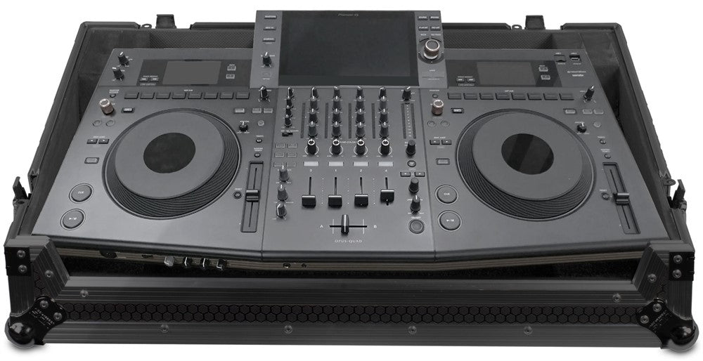 UDG Ultimate Flight Case Pioneer Opus-Quad Schwarz Plus (W)