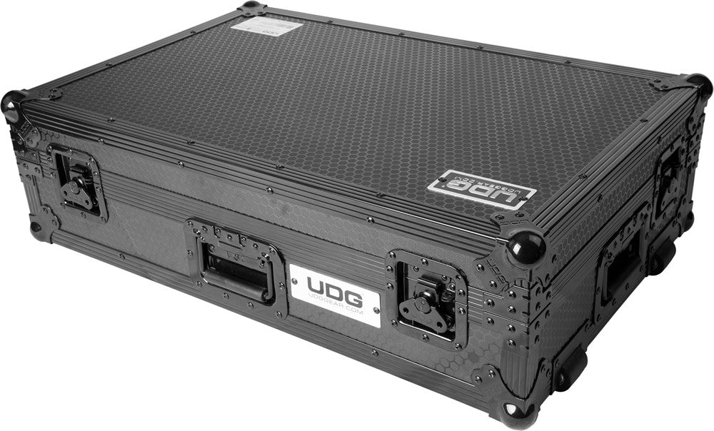 UDG Ultimate Flight Case Pioneer Opus-Quad Schwarz Plus (W)