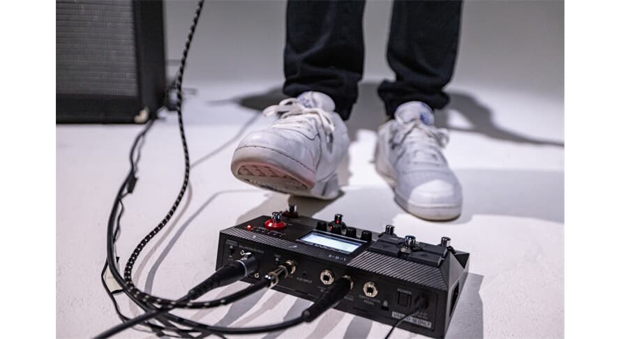 Zoom B2 FOUR Bass Multieffekt