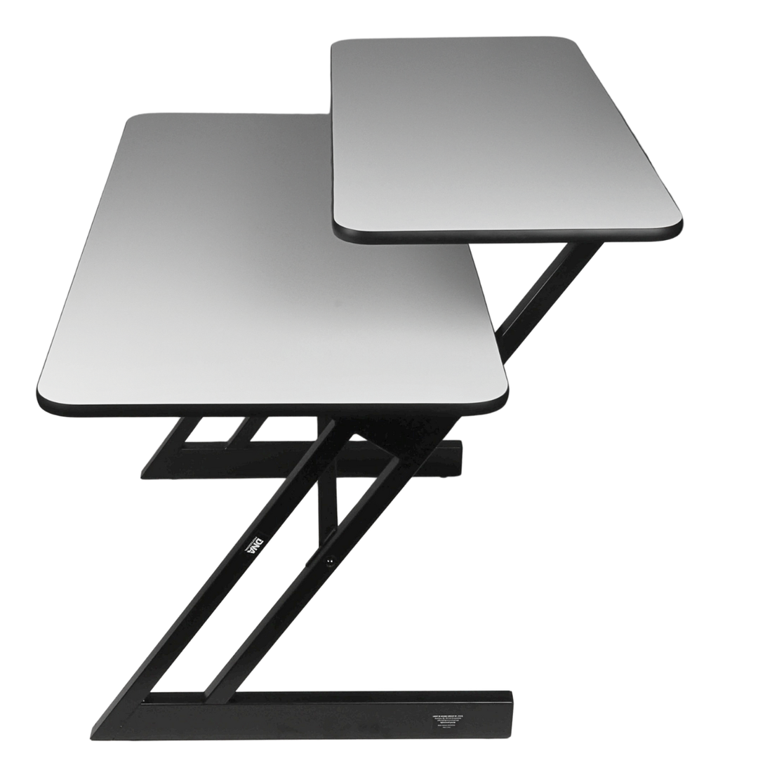 Studiotisch mit Regalen und Auszug für keyboard (120 cm)
