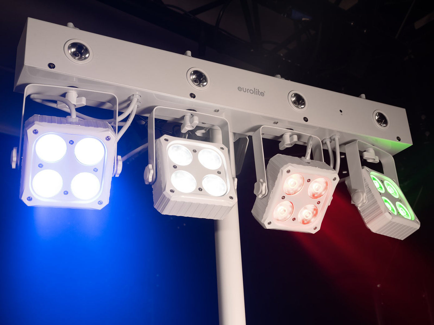 Eurolite LED KLS-180 illuminable