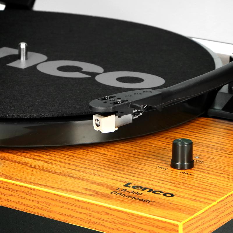 Lenco LS-300 Turntable with Speakers (Wood)