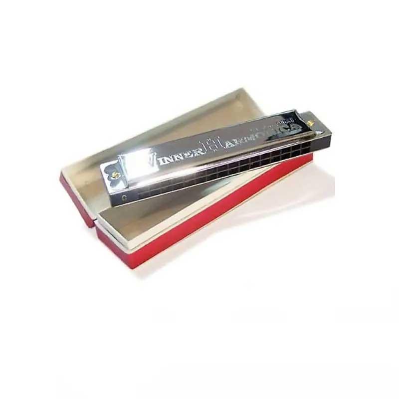 Suzuki W-16 Winner Tremolo Harmonica - C