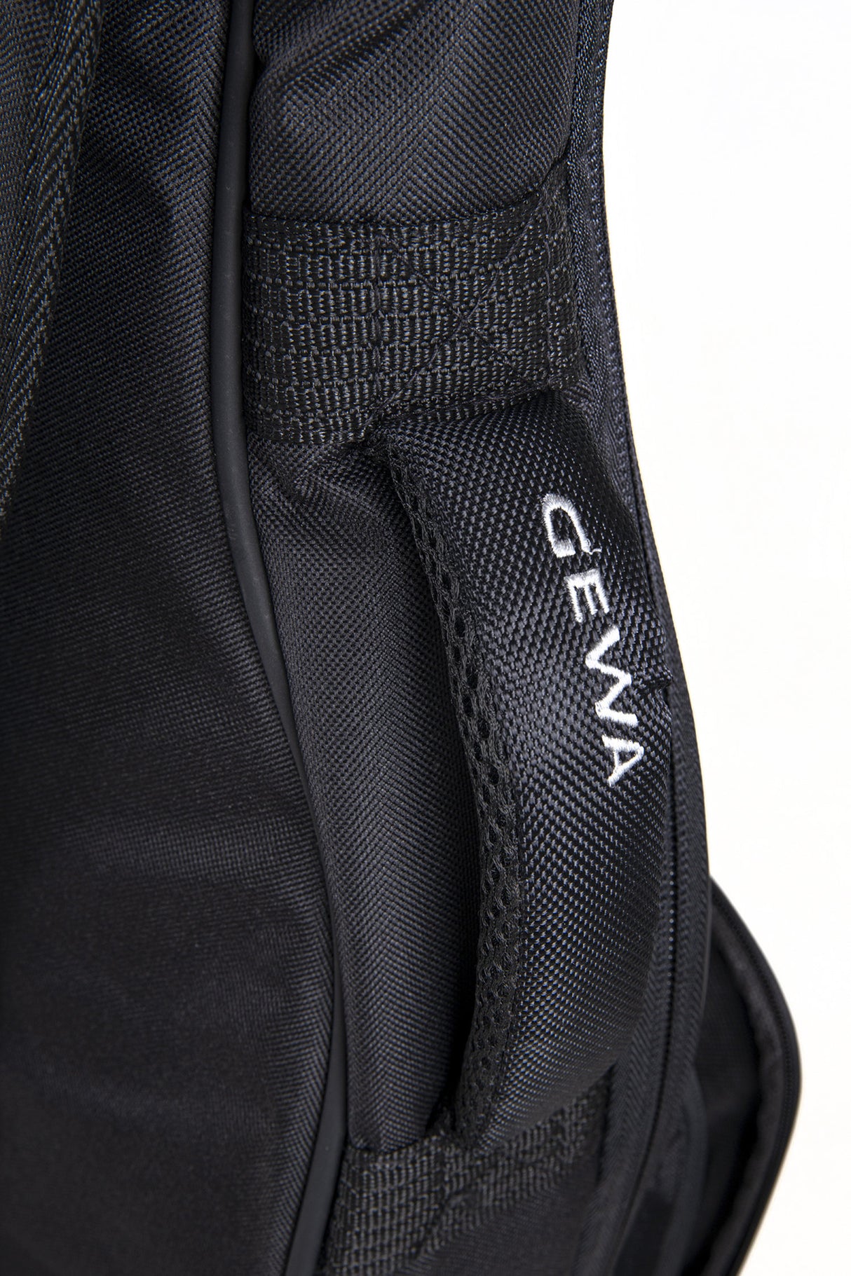 GEWA Gitarren gig bag Premium 20 - E-Bass schwarz