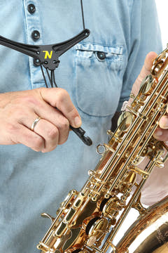 Neotech Bravo Strap Saxophonriemen mit Metallrahmen, matt schwarz