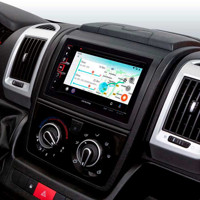 Alpine INE-W611DC 2-DIN-Multimediastation mit LKW-Karte