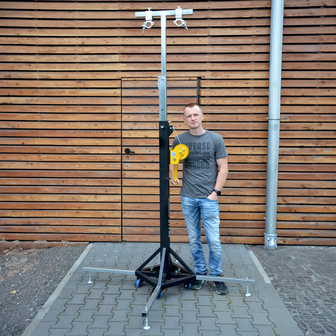 Hardman ST150 Bühnenturm mit Seilzug, 1,75 bis 4,3 m, 150 kg