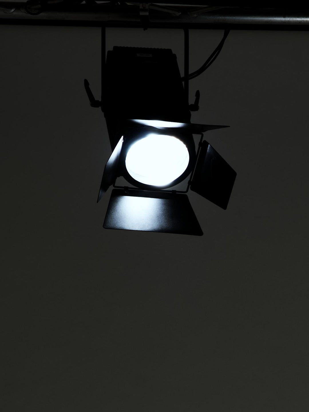 Eurolite LED THA-250F Theater Spot