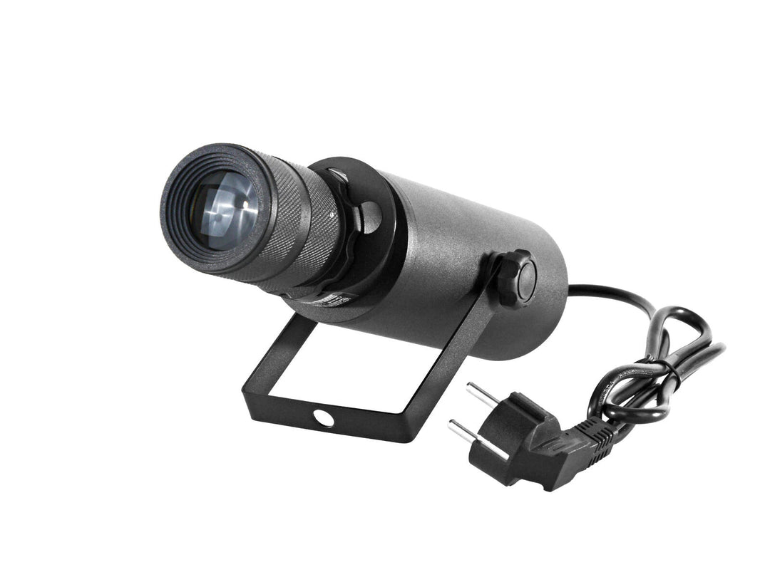 EUROLITE LED PST-30 6000K Scheinwerfer