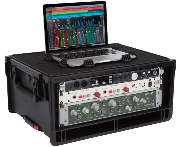 SKB Cases 1SKB-iSF4U 4U Studio flyer