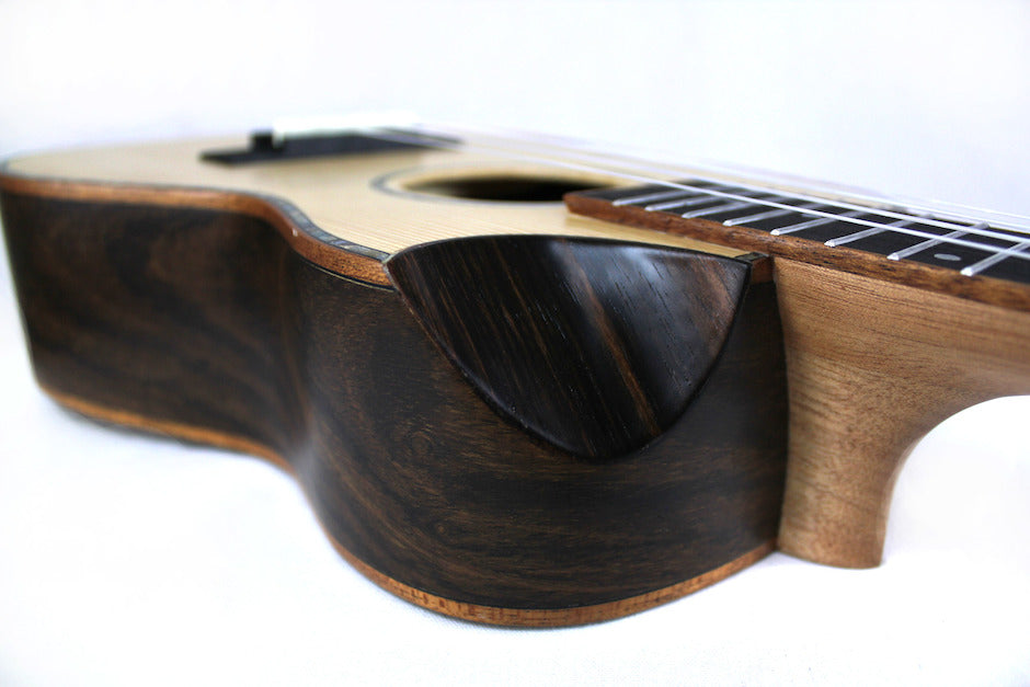 Reno RU380C Grand Concert Ukulele