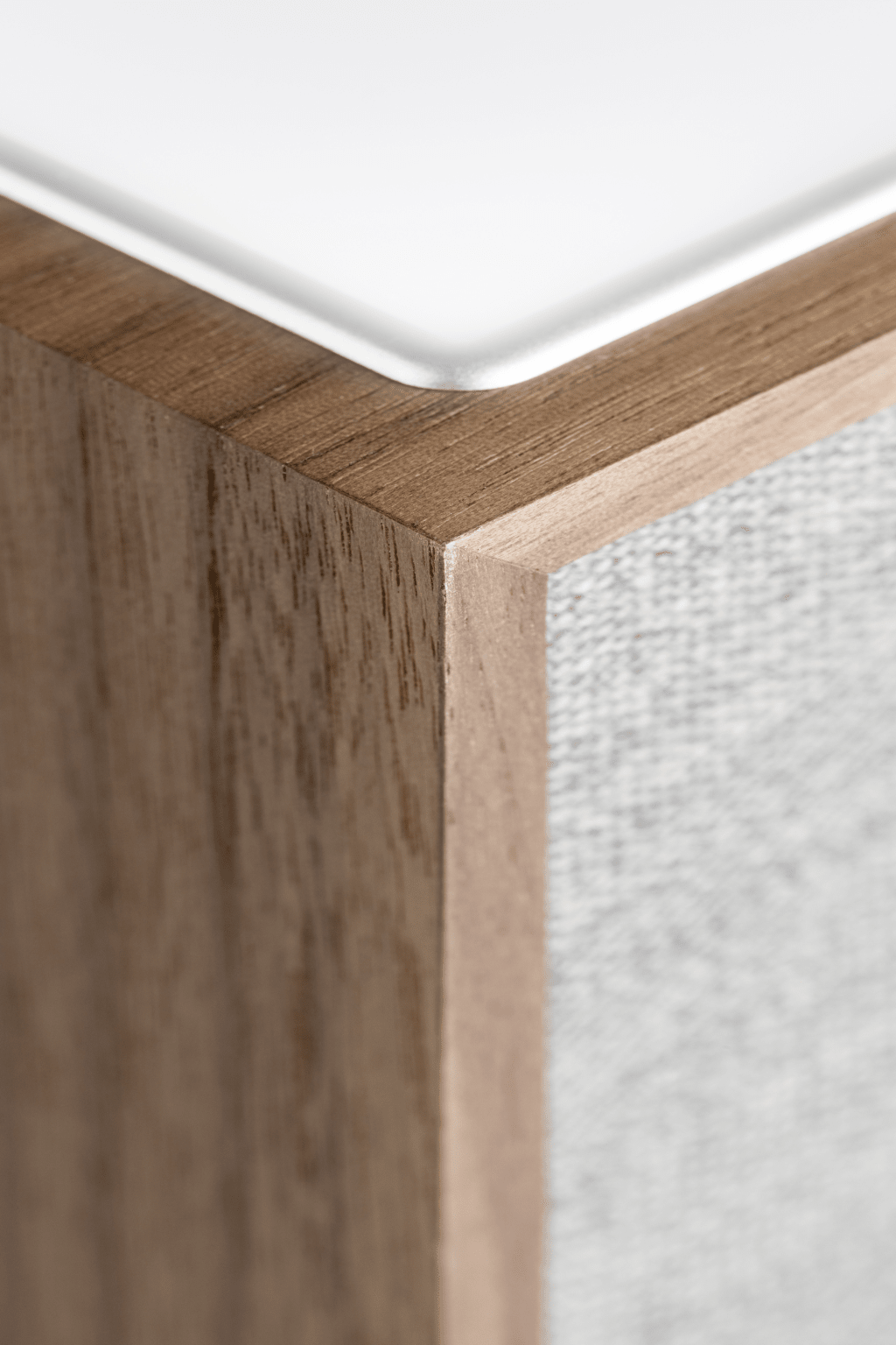 Tivoli Audio Revive Kabelloser Lautsprecher (Walnuss, Grau)