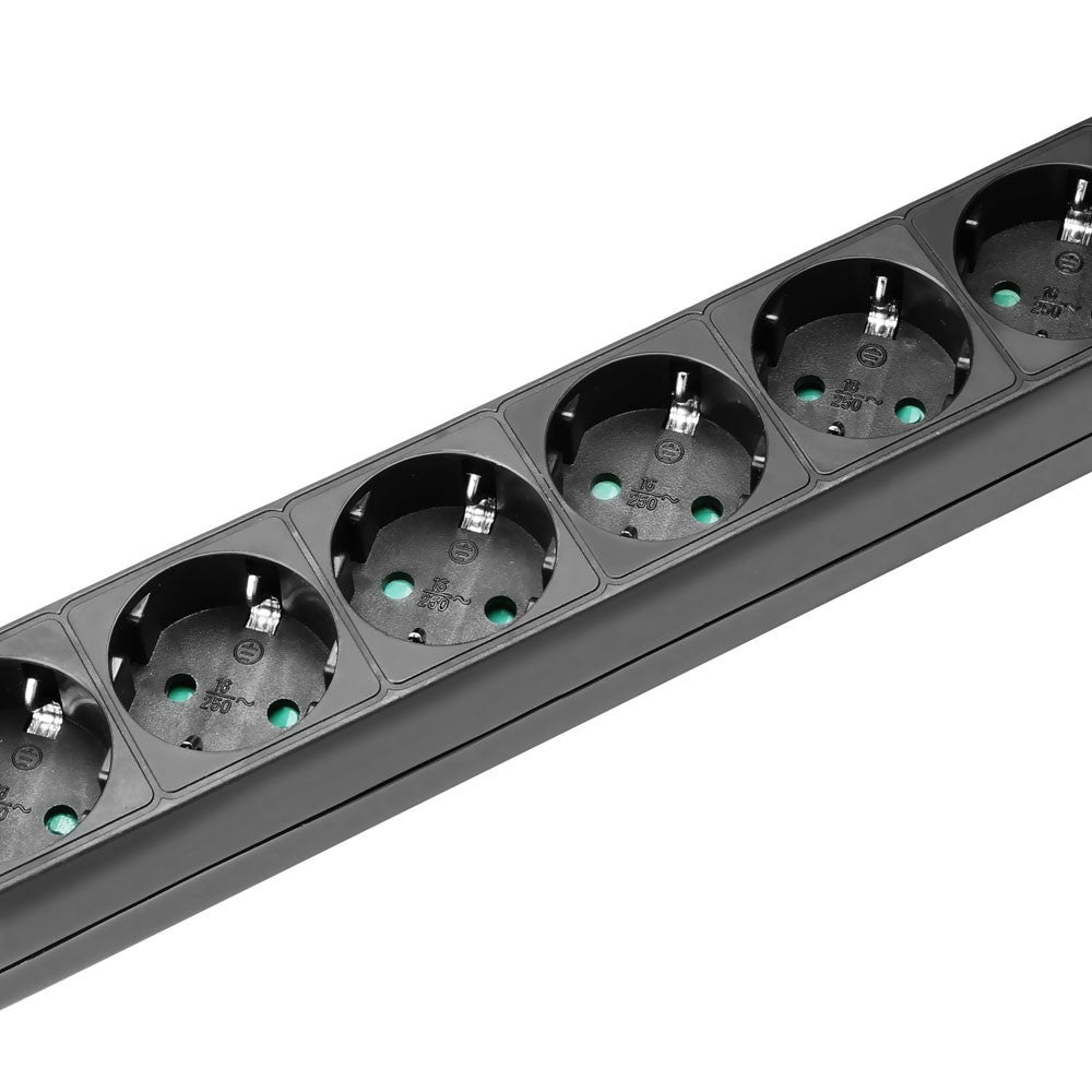 Adam Hall Steckdosenleiste (Schuko) (1,4m)