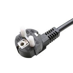 Adam Hall Steckdosenleiste (Schuko) (1,4m)
