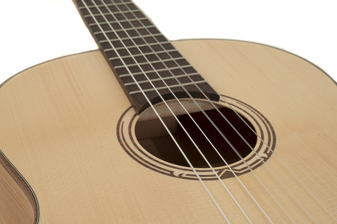 GEWA Klassische Gitarren Pro Natura Gold 4/4 - 4/4, vollmassiv (Kirsche)