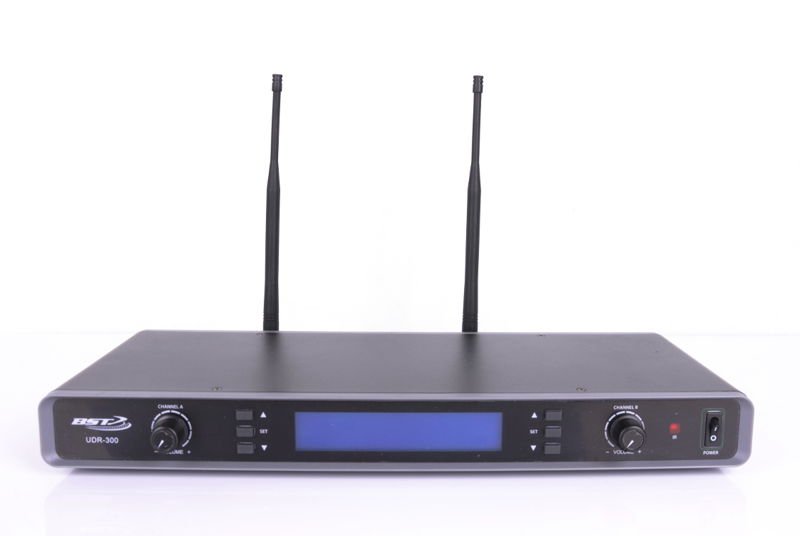 BST UDR300 Drahtloses Mikrofon-System