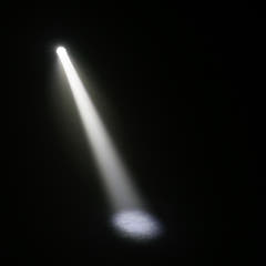 Cameo Q-SPOT 15 RGBW WH - Kompaktes spotlicht mit 15W RGBW LED in weißem Gehäuse