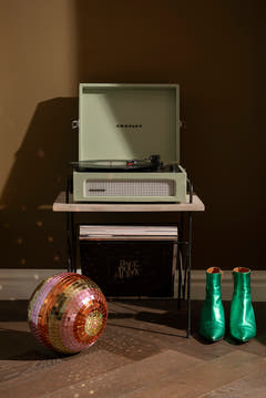 Crosley - Wiltshire Plattenspieler Tisch (Natur)