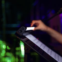 Gravity LED STICK 1 B – Kompakte, magnetische und dimmbare LED-Lichtleiste mit USB-Ladeanschluss